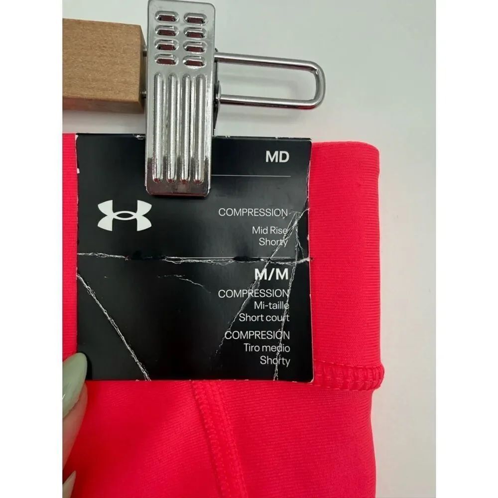 UNDER ARMOUR | Compression Mid Rise Shorty - Size Medium - Picture 4 of 9
